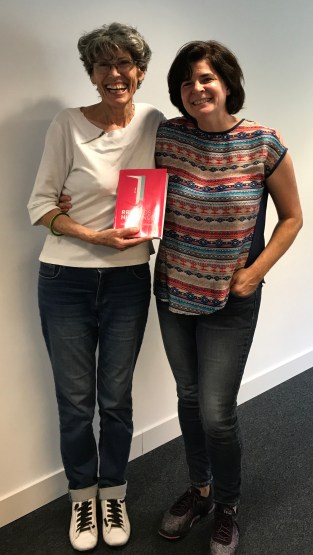 Con Marisa Mediavilla de Biblioteca de Mujeres (0a)